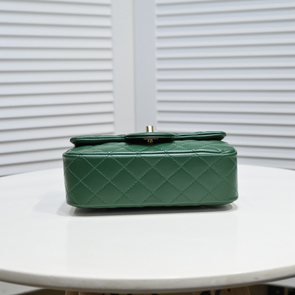 シャネルバッグ内部構造